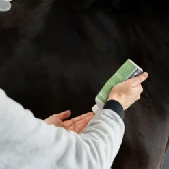 Sale - Gel anti-inflammatoire Anti Choc après coup Baumes Et Gels Anti-Inflammatoires