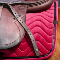 Online - Tapis de selle Glossy framboise Tapis De Selle|Tapis Cso/ Mixtes