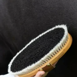 Brosses Douces*Grooming Deluxe - Brosse douce brillance Beige