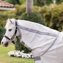- Couverture anti-mouches Amigo Bug Rug Plus Pony argent/ titanium grey/ argent Couvertures Poneys|Couvertures Et Chemises