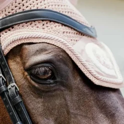 Discount - Bonnet anti-mouches Wellington 3D Logo corde vieux Bonnets Pour Chevaux