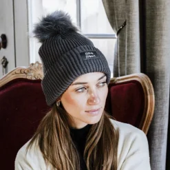 Best - Bonnet pompom gris Bonnets/ Bandeaux