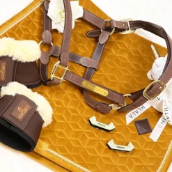 Tapis De Selle|Tapis Cso/ Mixtes*Kentucky Horsewear - Tapis de selle Velvet Jumping Moutarde Jaune