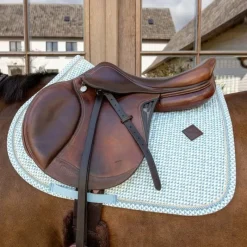 Sale - Tapis de selle Velvet Printing flags light blue Collection "Minis" Kentucky|Tapis De Selle Poneys