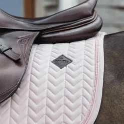 - Tapis de selle Velvet Pearls jumping tendre Tapis De Selle|Tapis Cso/ Mixtes