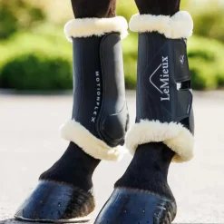 Discount - Guêtres de dressage Motionflex avec fourrure / naturel Guêtres Fermées