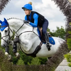 Discount - Tapis de selle Loire Close Contact Square benetton Tapis De Selle Poneys|Tapis Cso/ Mixtes