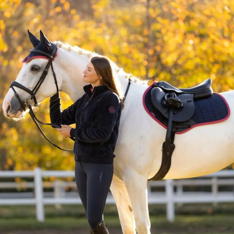 Online - Tapis de selle Square suédine / cranberry Tapis De Selle|Tapis Cso/ Mixtes