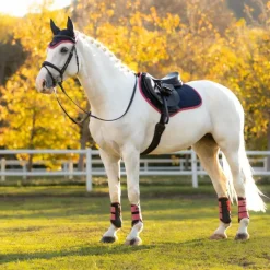 Online - Tapis de selle Square suédine / cranberry Tapis De Selle|Tapis Cso/ Mixtes